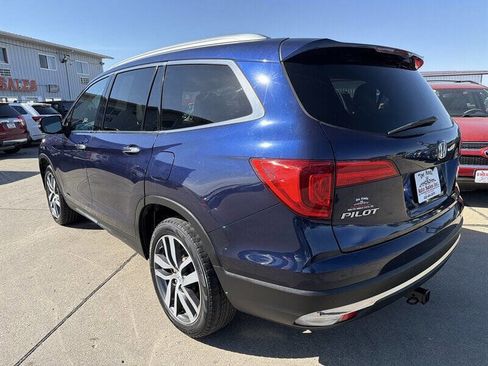 Used 2016 Honda Pilot Elite image 4