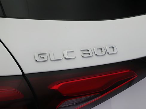 Certified 2023 Mercedes-Benz GLC 300 4MATIC image 19