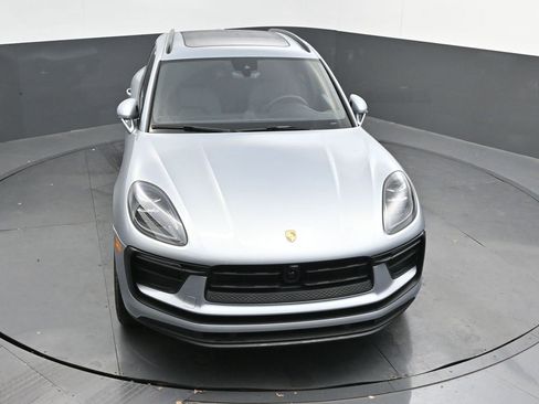 New 2026 Porsche Macan image 48