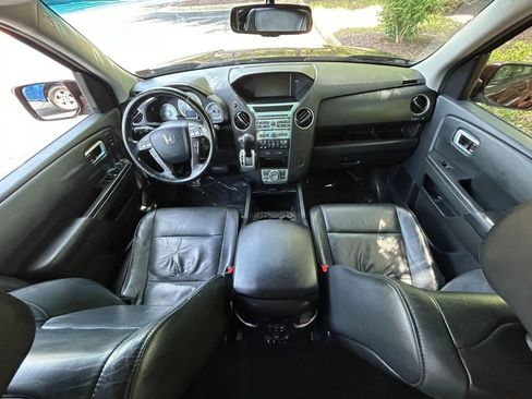 Used 2010 Honda Pilot Touring image 9
