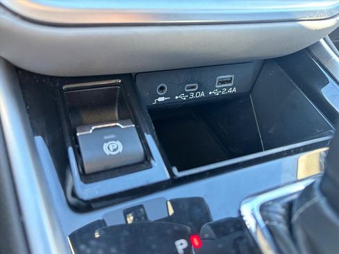 Used 2023 Subaru Legacy Limited image 18
