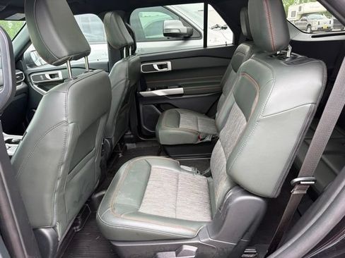 Used 2023 Ford Explorer Timberline AWD/4WD image 9