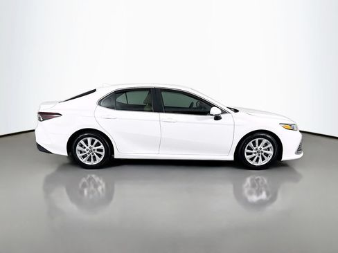 Certified 2023 Toyota Camry LE FWD image 4