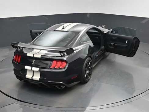 Used 2022 Ford Mustang Shelby GT500 w/ Carbon Fiber Track Pack RWD image 29