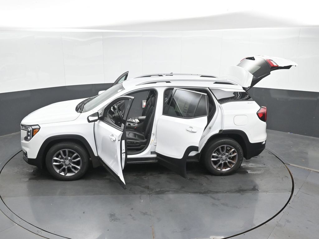 Used 2024 GMC Terrain SLT AWD/4WD image 49
