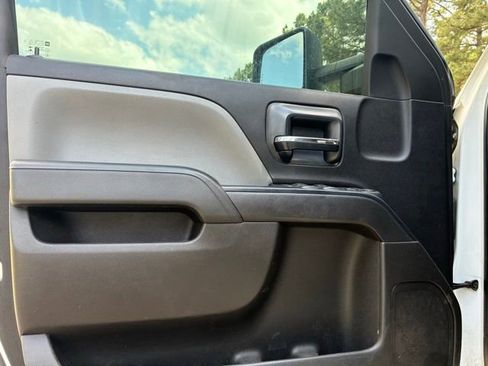 Used 2016 Chevrolet Silverado 3500 W/T w/ WT Convenience Package AWD/4WD image 13