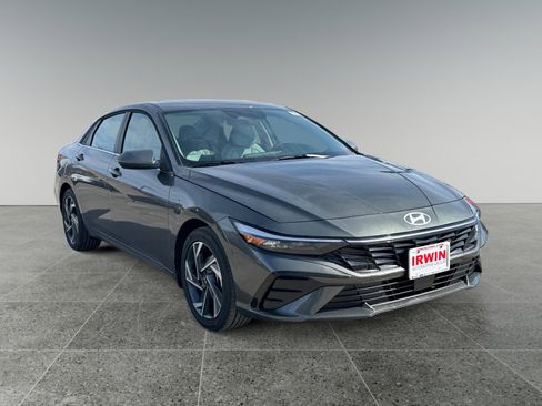 New 2026 Hyundai Elantra Limited image 7