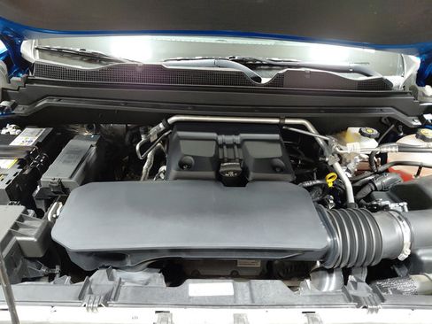 Used 2024 Chevrolet Colorado Trail Boss w/ LPO, Skid Plate Package AWD/4WD image 16