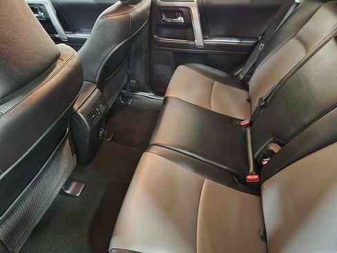 Used 2022 Toyota 4Runner SR5 Premium image 48