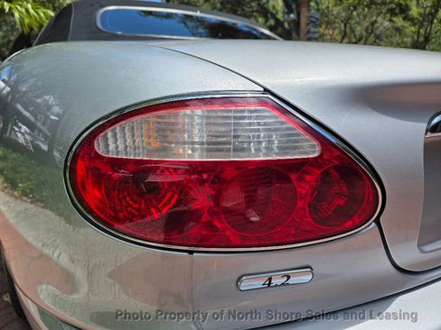 Used 2005 Jaguar XK8 Convertible RWD image 16