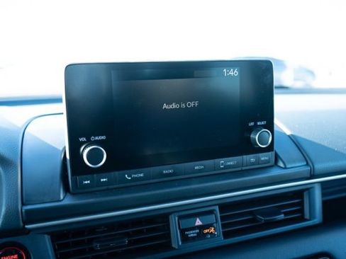 Used 2025 Honda Pilot Sport image 22