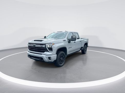 Used 2024 Chevrolet Silverado 2500 LTZ w/ LTZ Plus Package AWD/4WD image 5