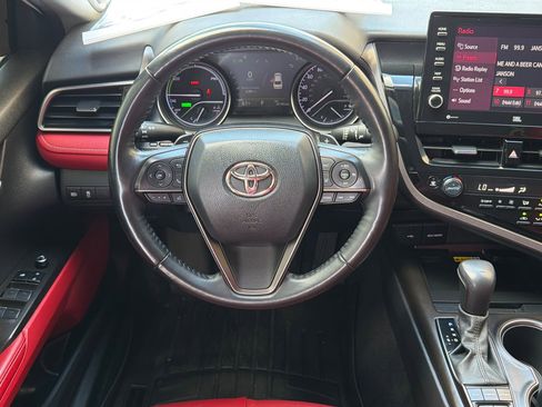 Used 2022 Toyota Camry XSE w/ Navigation Upgrade Package image 14