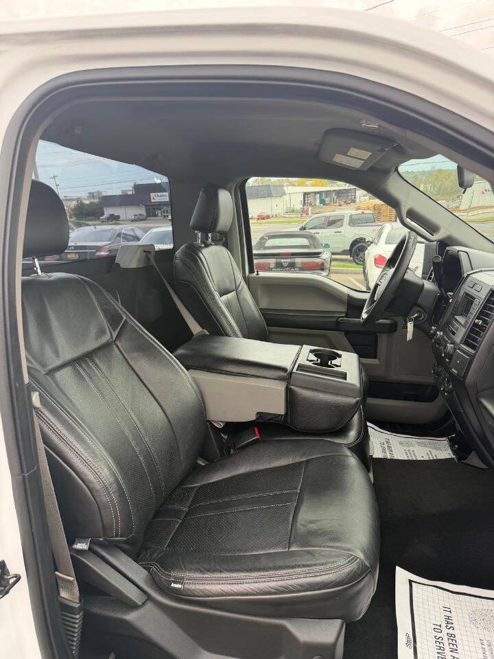 Used 2017 Ford F150 XL w/ Equipment Group 101A Mid AWD/4WD image 25