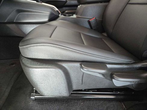 Certified 2024 Chevrolet Colorado Trail Boss w/ Advanced Trailering Package image 23