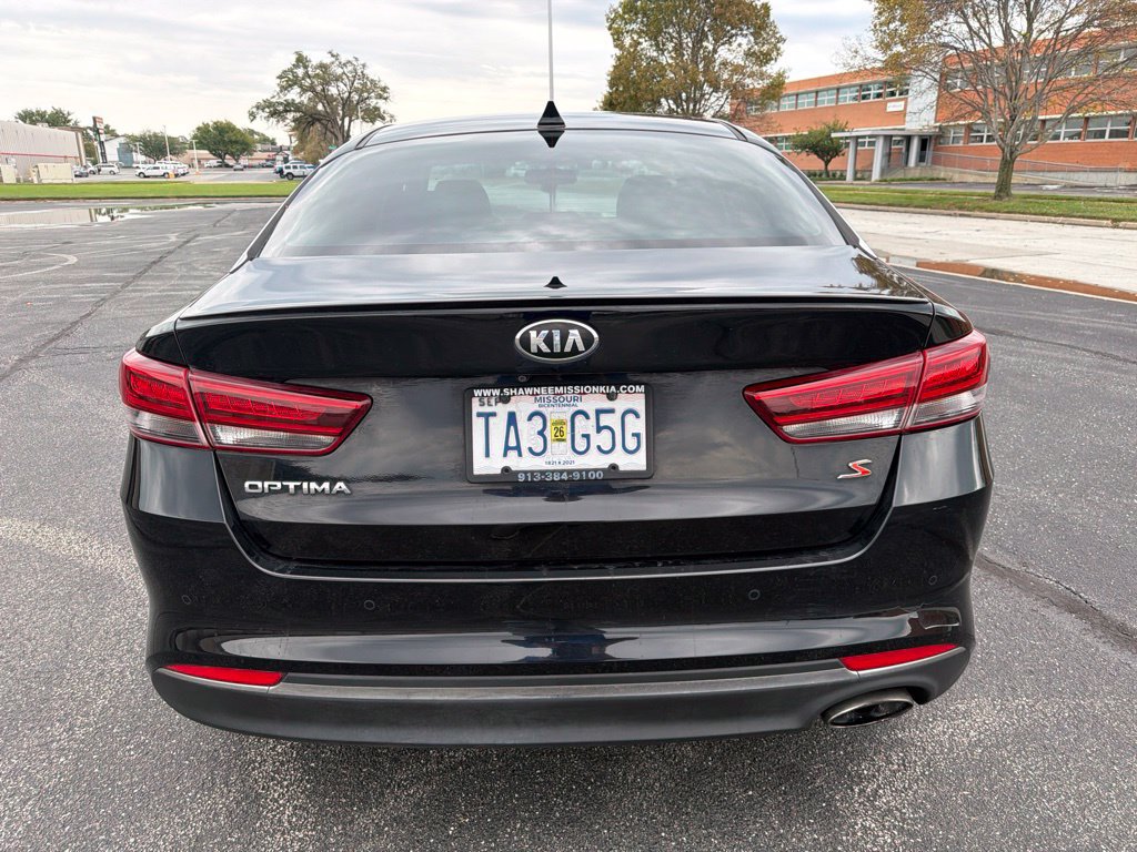 Used 2018 Kia Optima S FWD image 7