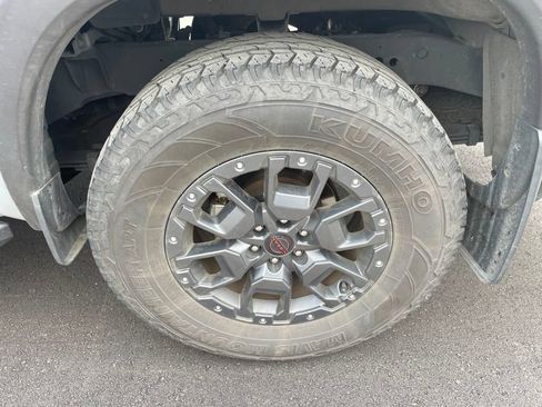 Used 2023 Nissan Frontier PRO-4X w/ Pro-4X Premium Package AWD/4WD image 12