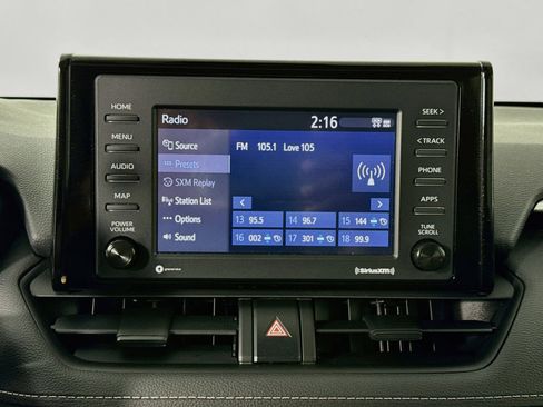 Used 2022 Toyota RAV4 XLE w/ Convenience Package AWD/4WD image 14