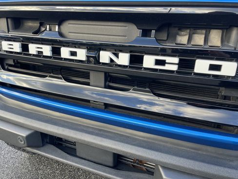 Used 2022 Ford Bronco Outer Banks image 32