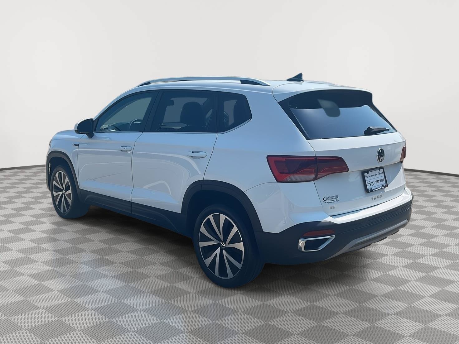 Certified 2022 Volkswagen Taos SE FWD image 7