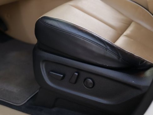 Used 2018 Kia Sedona LX w/ LX Essentials Premium Package image 20