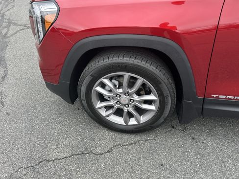 Certified 2024 GMC Terrain SLT AWD/4WD image 6
