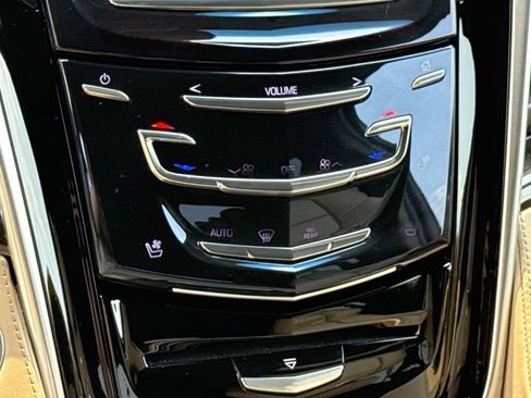 Used 2020 Cadillac Escalade Platinum AWD/4WD image 35