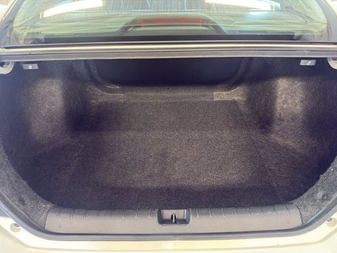 Used 2017 Honda Civic EX-L image 30