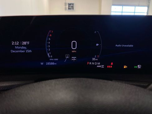 Used 2025 Cadillac XT4 Sport image 22