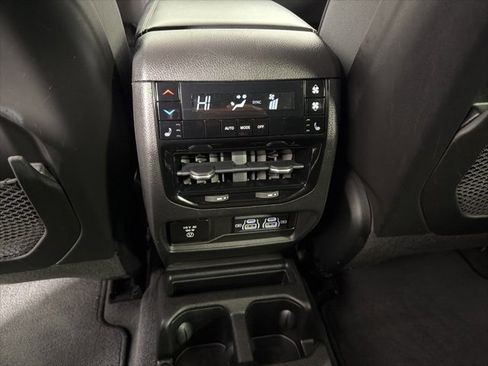 Certified 2021 Jeep Grand Cherokee L Limited image 25