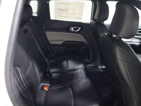 New 2026 Jeep Compass Limited AWD/4WD image 16