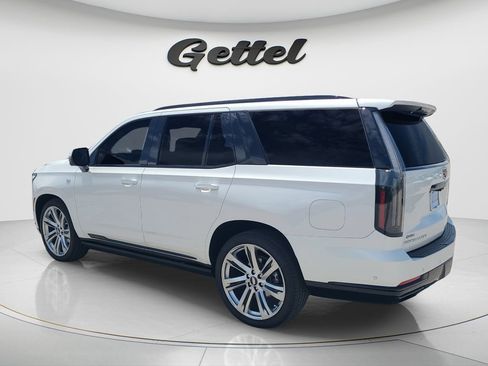 Used 2025 Cadillac Escalade Sport Platinum w/ LPO, Floor Liner Package AWD/4WD image 7