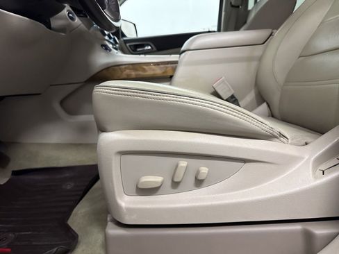 Used 2017 GMC Yukon XL Denali w/ Open Road Package image 37