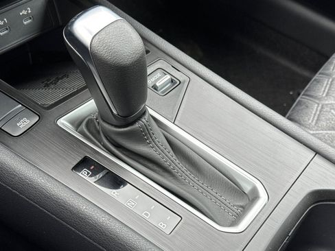 New 2025 Nissan Kicks SV w/ Illumination Package image 19