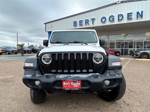 Used 2020 Jeep Wrangler Unlimited Sport AWD/4WD image 2