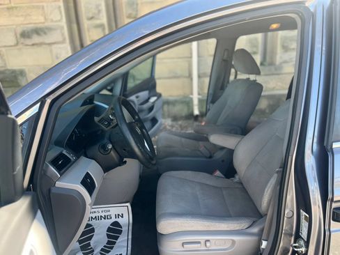 Used 2016 Honda Odyssey LX image 23