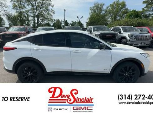 New 2026 Buick Envista Sport Touring w/ Convenience II Package FWD image 9