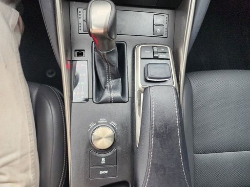 Used 2018 Lexus IS 300 w/ Comfort Package image 17
