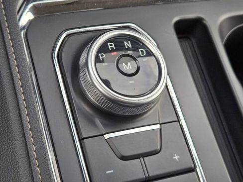 Used 2023 Ford Expedition Max XLT image 33