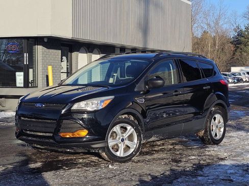 Used 2016 Ford Escape S w/ Equipment Group 101A image 2