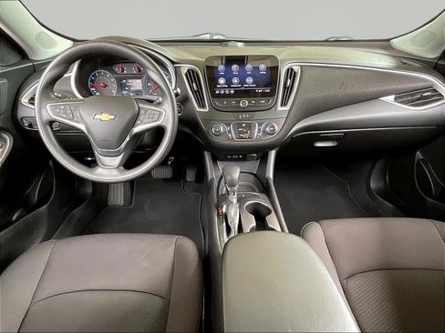 Used 2022 Chevrolet Malibu LS FWD image 7