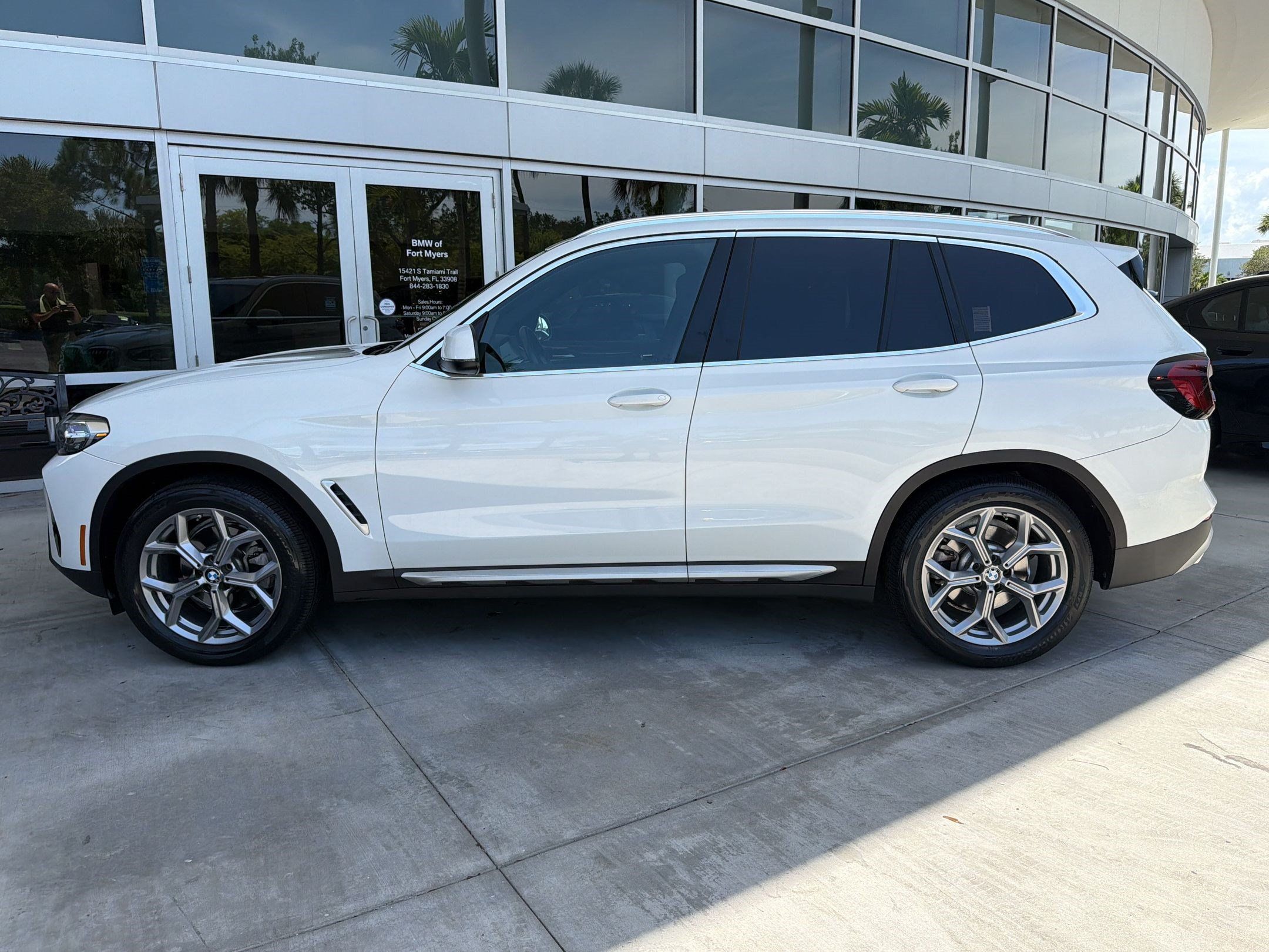 Used 2023 BMW X3 sDrive30i w/ Convenience Package RWD image 2