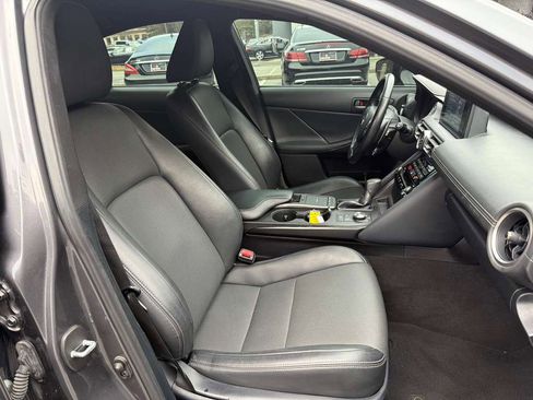 Used 2021 Lexus IS 300 image 15