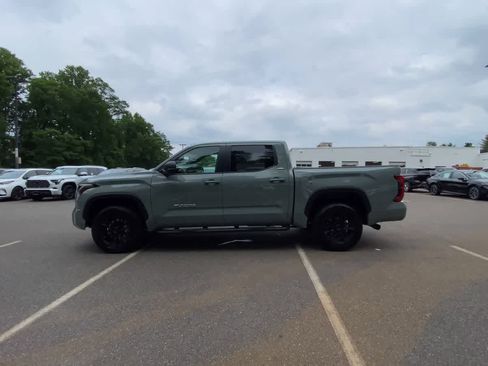 Used 2026 Toyota Tundra SR5 w/ SR5 Premium Package AWD/4WD image 5