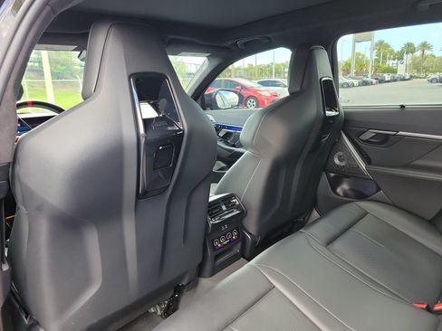 Used 2025 BMW M5 Touring AWD/4WD image 11