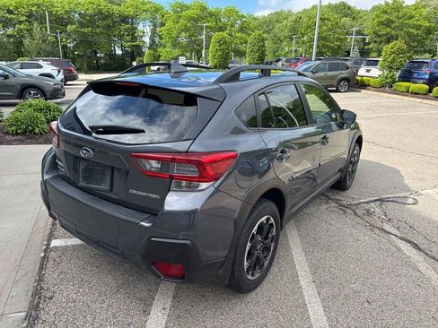 Used 2021 Subaru Crosstrek 2.0i Premium AWD/4WD image 2