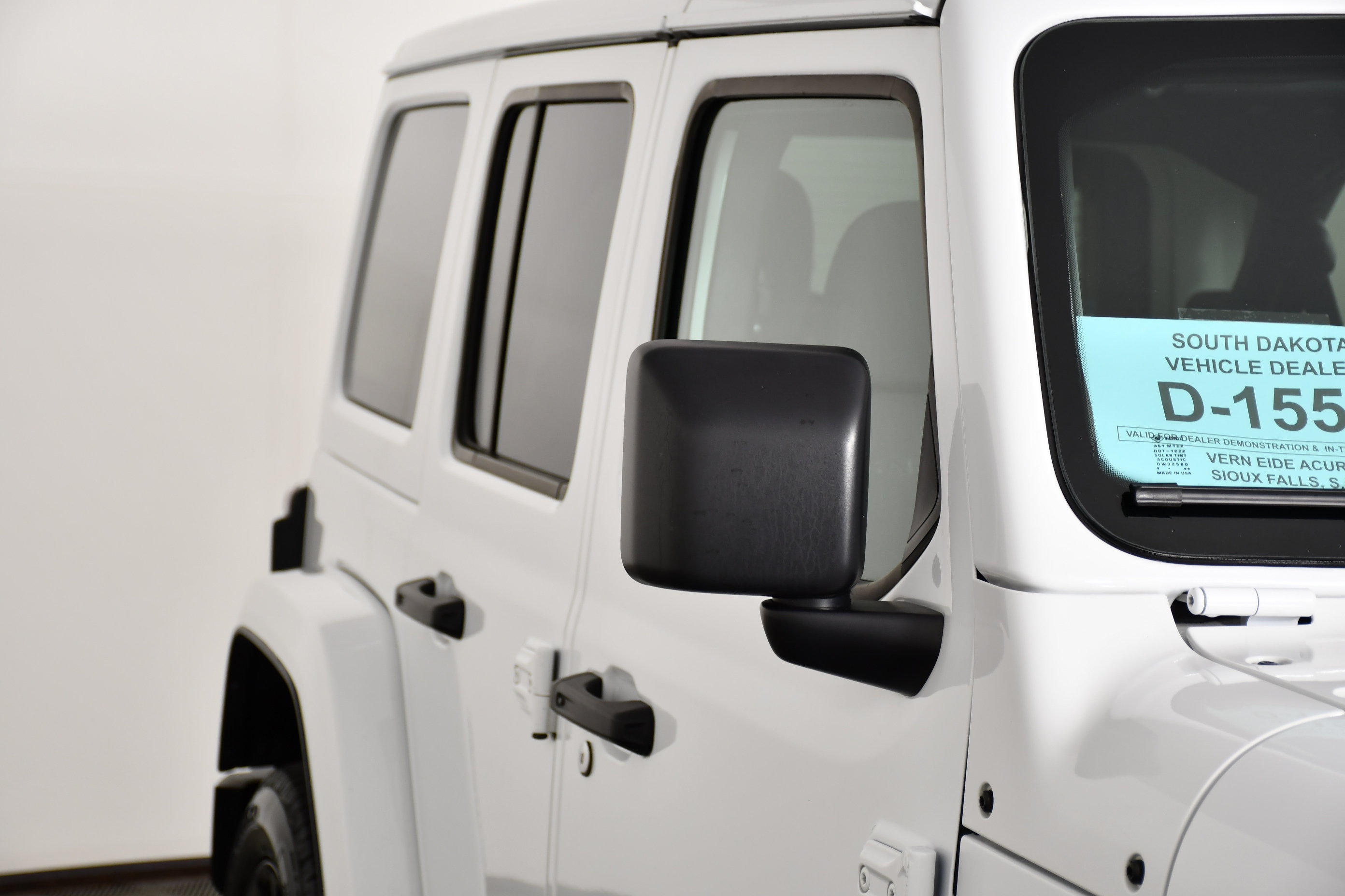 Used 2024 Jeep Wrangler Unlimited Sahara AWD/4WD image 14