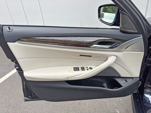 Used 2021 BMW 540i w/ M Sport Package RWD image 46