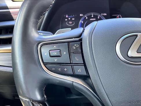 Used 2021 Lexus ES 250 w/ Premium Package AWD/4WD image 24