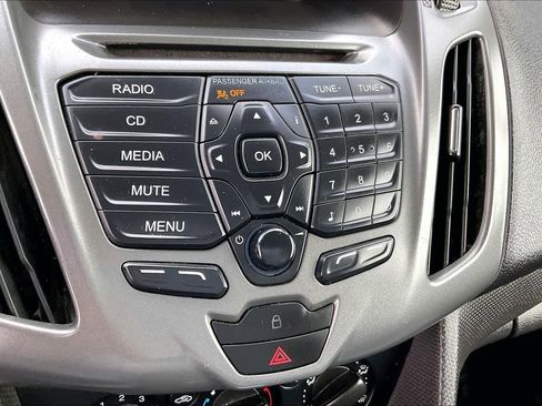 Used 2017 Ford Transit Connect XL FWD image 29